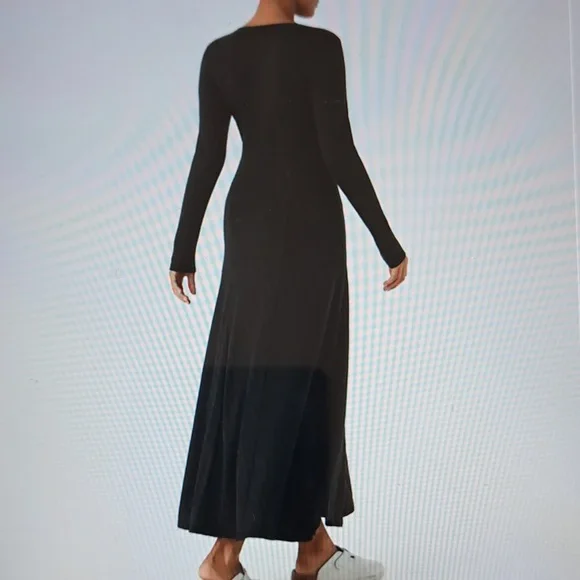LARGE. HALARA HENLEY LONG SLEEVED MAXI DRESS - Picture 2 of 9
